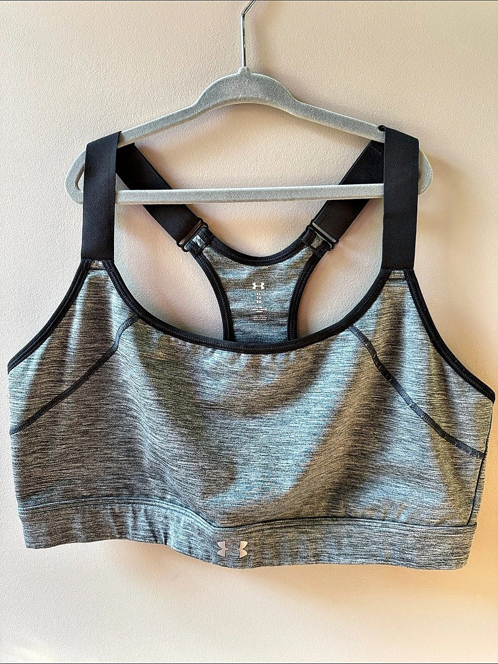 Under Armour Mid Crossback Heather Sports Bra Gray & Black